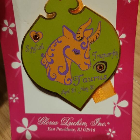 Vntg Zodiac Sighn Bag Charm Taurus With Swarovski Stone USA Made Gloria Duchin - Picture 7 of 7